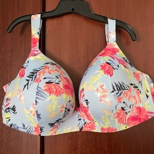 Lane Bryant Cacique Simply Wire Free Bra- Size 44F